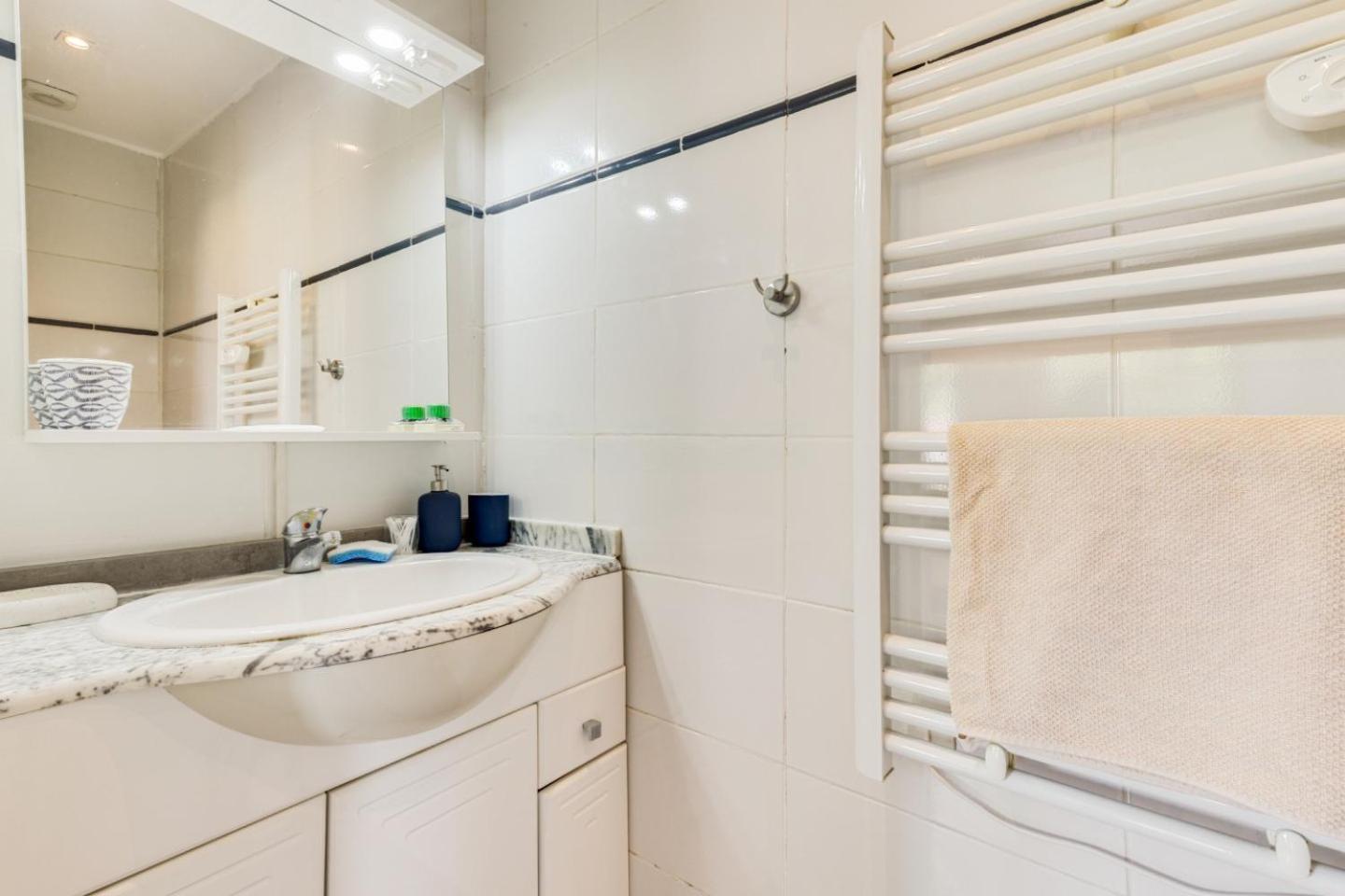 Studio Calme Proche Paris Avec Terrasse Privative Et Jacuzzi En Option Palaiseau Exterior foto